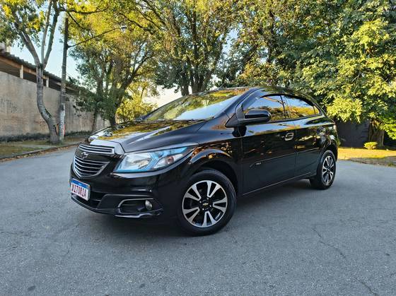 CHEVROLET ONIX 1.4 MPFI LTZ 8V FLEX 4P MANUAL CHEVROLET ONIX 1.4 MPFI LTZ 8V FLEX 4P MANUAL